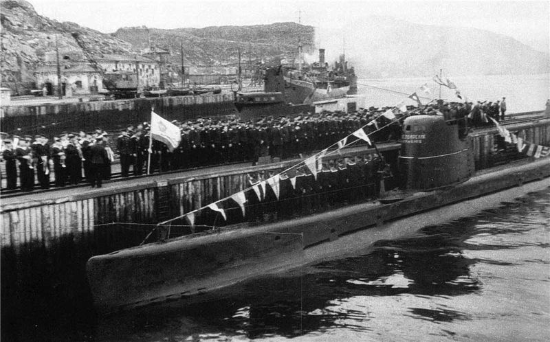 File:Подводная лодка М-107.jpg