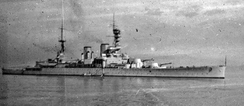 Datei:HMS Renown 85.jpg