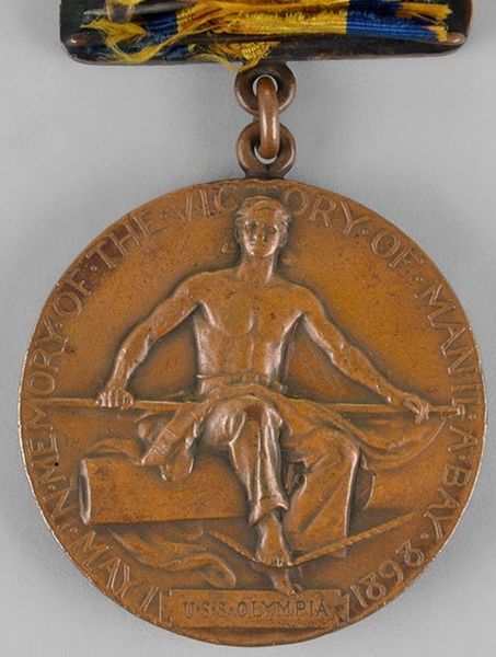 Plik:Dewey Medal 2.jpg