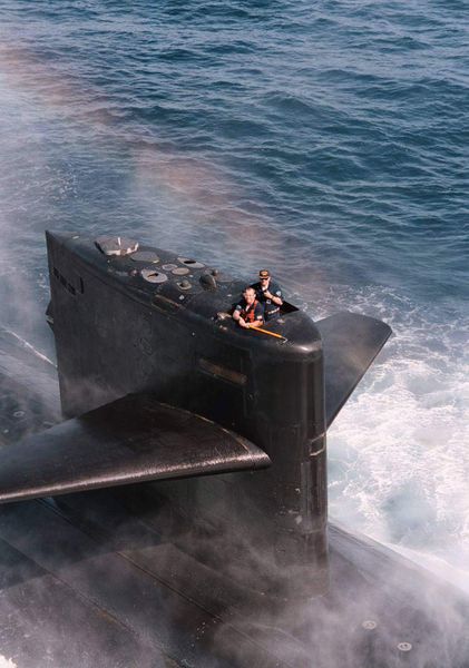 File:USS Baltimore (SSN-704).jpg