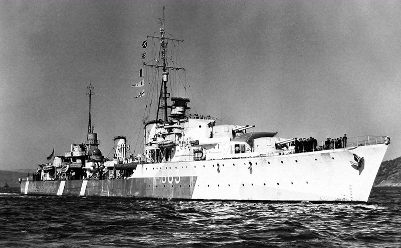File:HMCS Haida in 1944.jpg