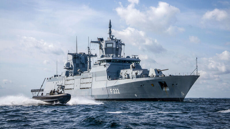 Datei:Einsatzboot-baden-wuerttemberg-klasse-f125-in-see.jpg
