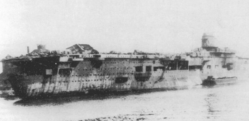 Plik:Graf Zeppelin 1945-2.jpg