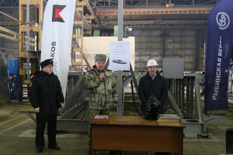 Datei:Ceremoniya-zakladki-katera-bk.jpg
