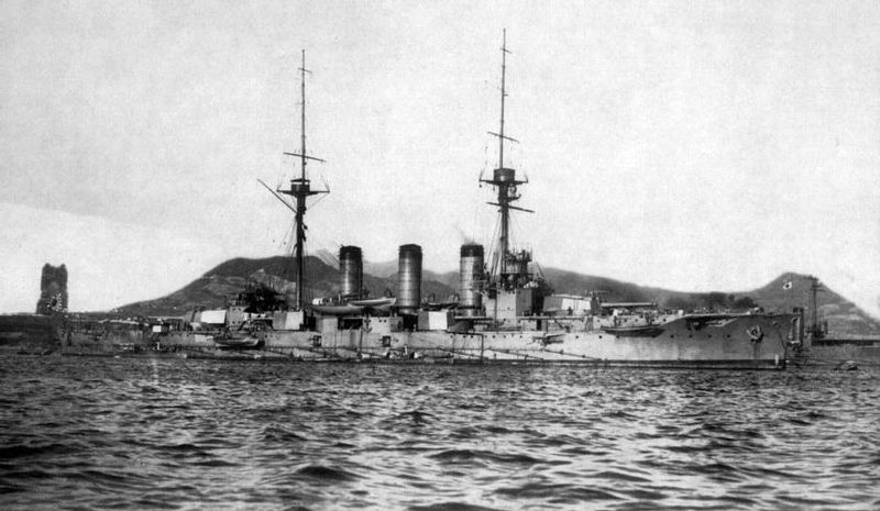 Plik:Japanese cruiser Ibuki ca 1910.jpg