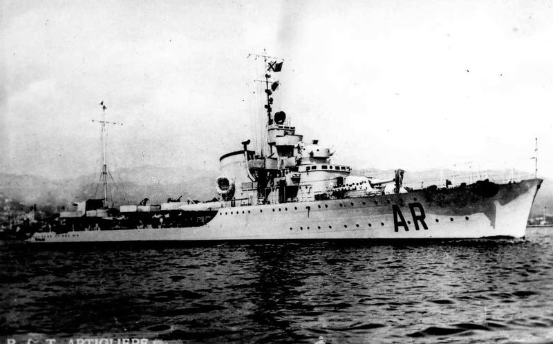 파일:MOS Artigliere 11.jpg