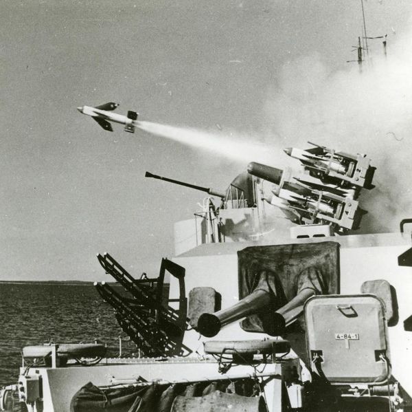 File:Sea cat at j20.jpg