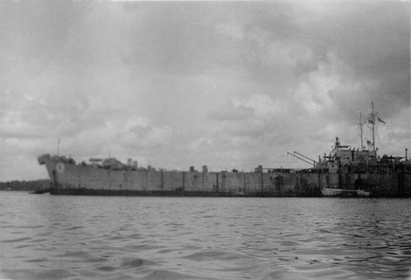 Datei:USS LST-5.jpg