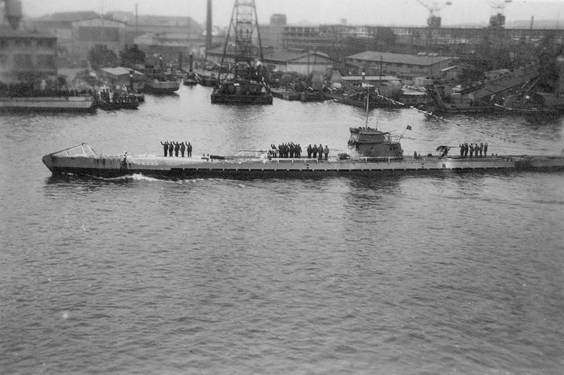 File:U-37 возвращается из патруля.jpg