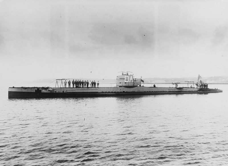 File:Daphné (Diane-class).jpeg