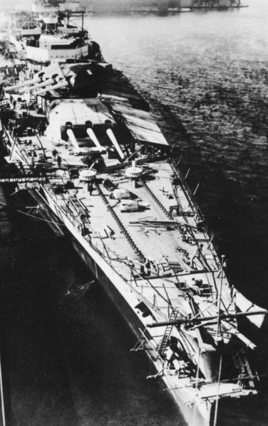 Plik:Scharn fitting out.jpg