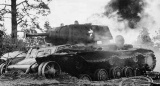 A destroyed Soviet KV-1 in Olonets, September 1941 during the Continuation War.