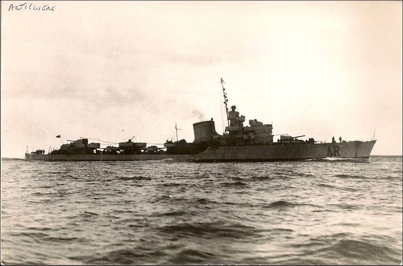 파일:MOS Artigliere 13.jpg