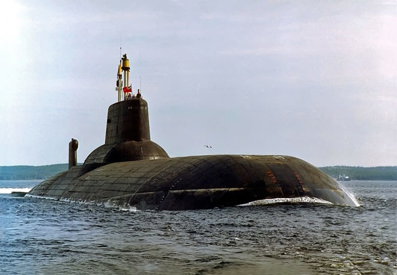 File:Sub Dolgorukiy.jpg
