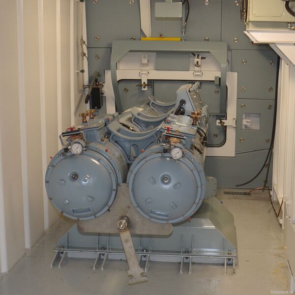 Plik:F-363-HDMS-Niels-Juel-38.jpg