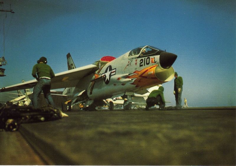Plik:F8U-2 Crusader.jpg