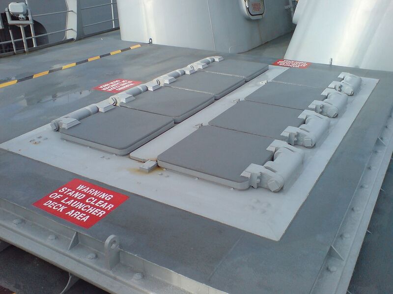 Plik:Te Kaha's Anti-Air Missile Armament.jpg