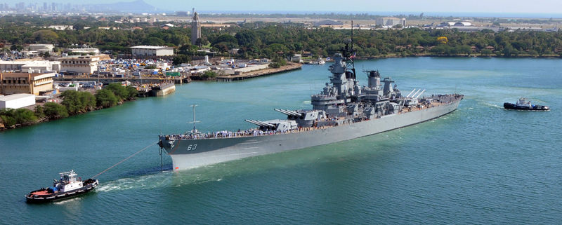 File:Bb-63 na buksire.jpg
