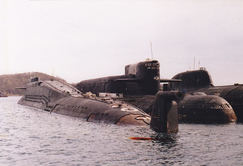 File:К-441 и К-180.jpg