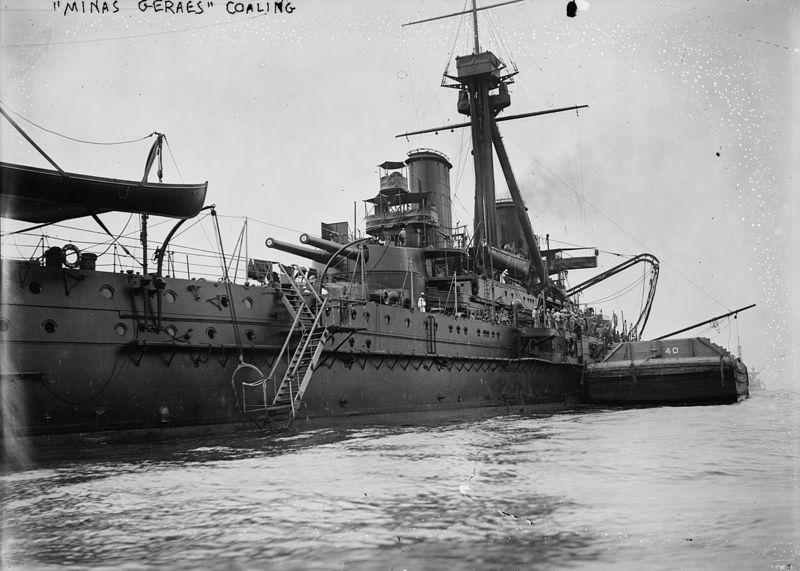 Arquivo:MINAS GERAES  coaling .jpg