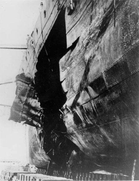 Arquivo:HMS Arethusa5.jpeg
