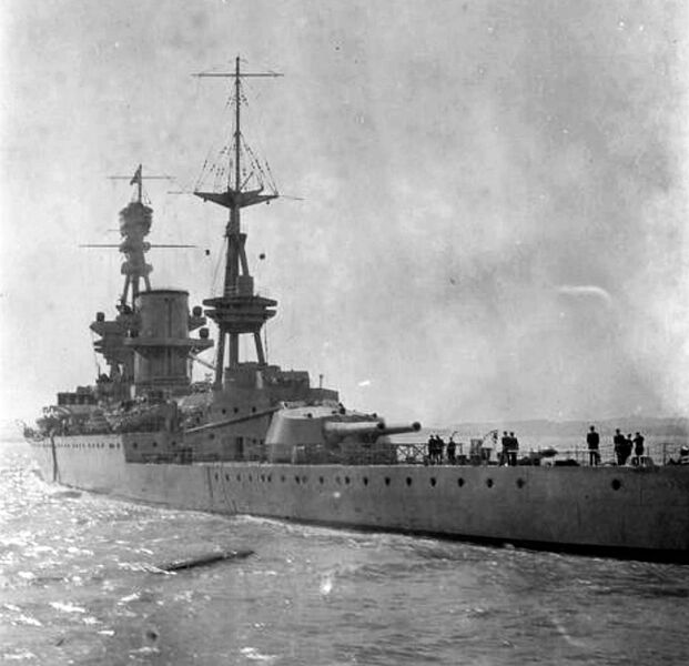 Datei:HMS Glorious 05.jpg