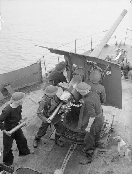 File:3-40 mk1 Trawler pic.jpg