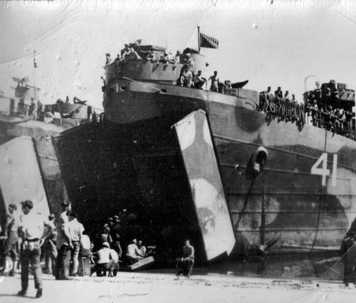 File:USS LST-41.jpg