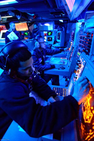 Plik:DDG-56-USS-John-S-McCain-023.jpg
