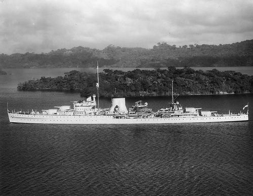 HMS_Leander_2A.JPG
