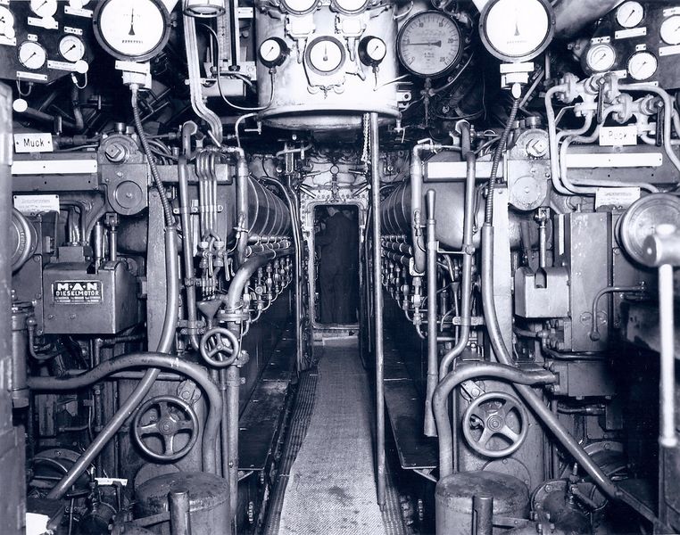 File:U190-Inside 01.jpg