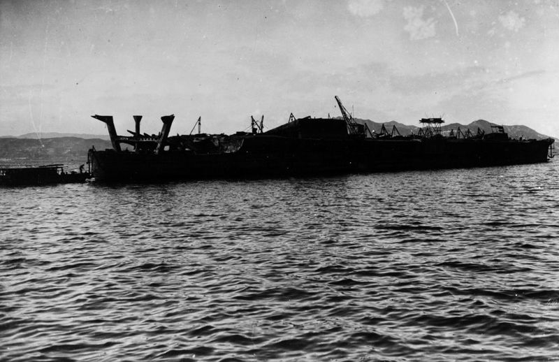 Plik:IJN Aso 1946-4.jpg