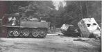 Maus Rescue veichle towing a destroyed Maus prototype.jpg