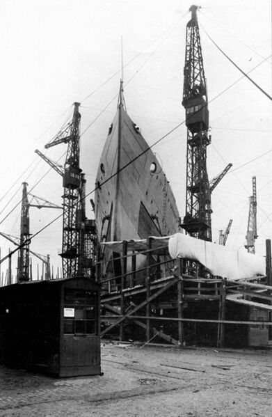 Datei:HMS Tiger 47.jpg