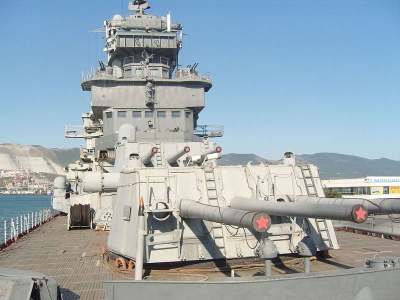 Arquivo:1280px-Cruiser MikhailKutuzov4.JPG