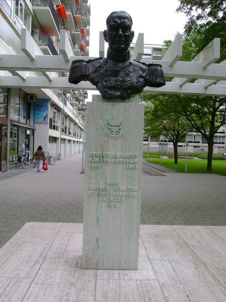 Plik:Verbon Rotterdam Doorman.jpeg