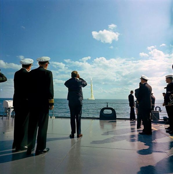 Arquivo:Ssbn619.jpg