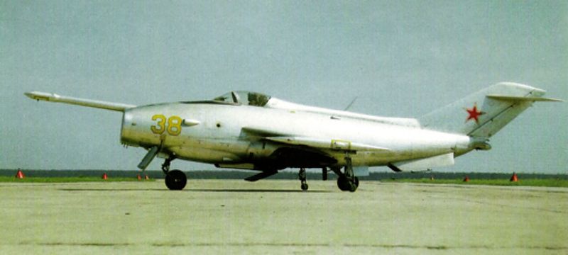 File:YAk-36-bort.-38.jpg