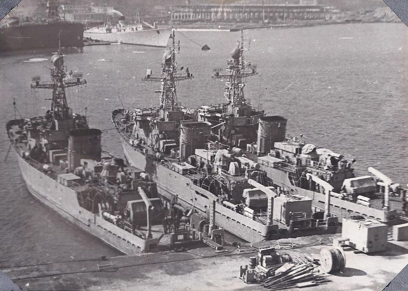 Datei:МТ-221, Мина, МТ-257.jpg