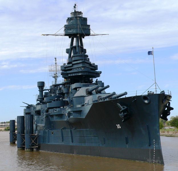 Plik:USS Texas BB-35.jpg