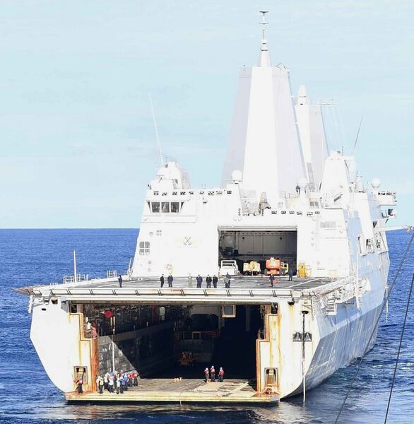 Plik:LPD-19-USS-Mesa-Verde-014.jpg