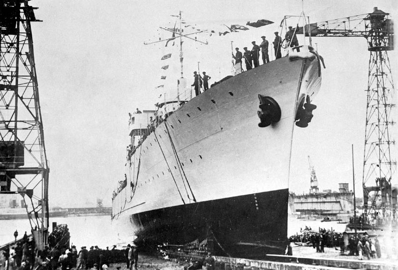 File:Le Triomphant Дюнкерк.jpg