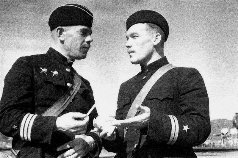 File:Командиры.jpeg