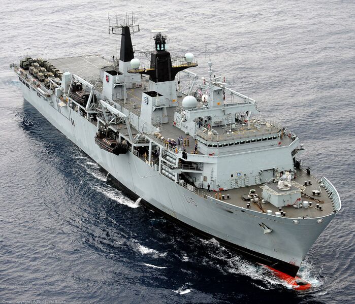 Plik:L15-HMS-Bulwark-006.jpg