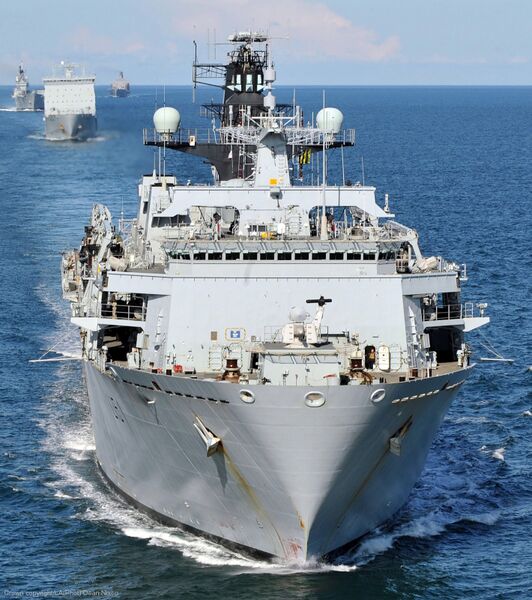 Plik:L15-HMS-Bulwark-010.jpg