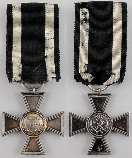 Plik:Militär-Ehrenzeichen 1 Kl.jpg
