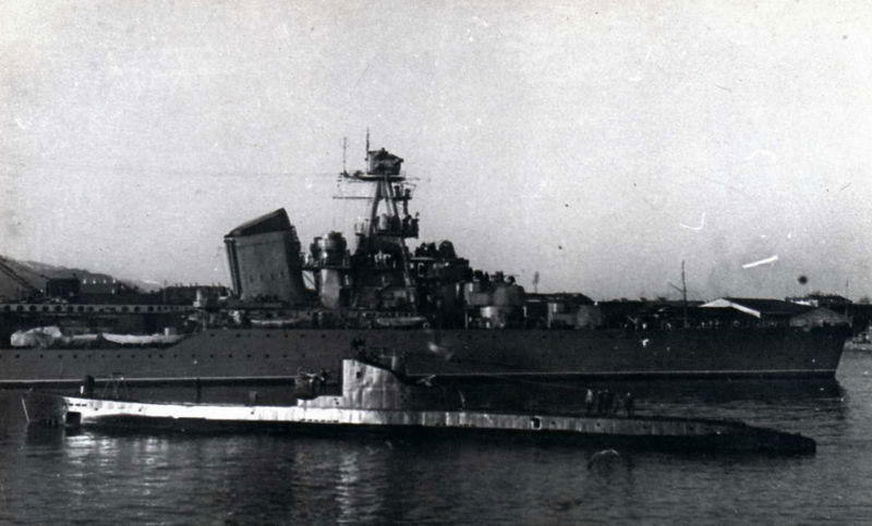 File:Подводная лодка «Щ-207».jpg