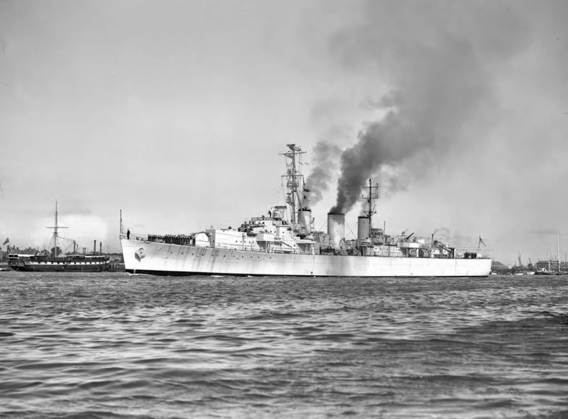 File:HMAS Hobart.png
