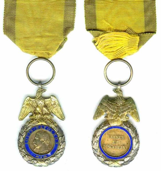 Plik:Médaille militaire.jpg