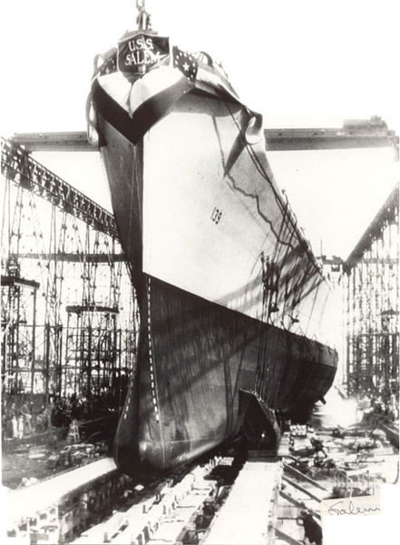 File:Спуск на воду USS Salem.jpg